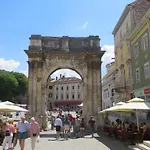 Centurio Apartamento Pula