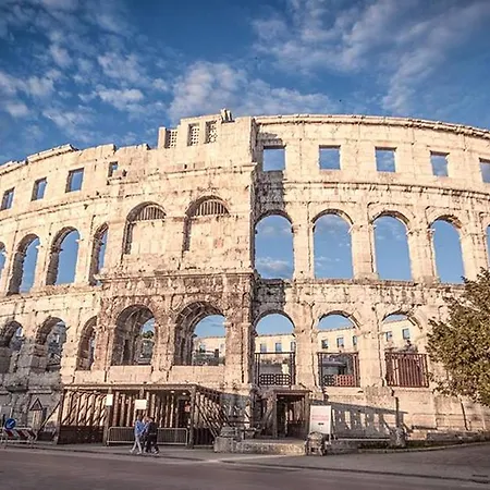 Centurio Pula