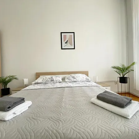 Centurio Apartment
