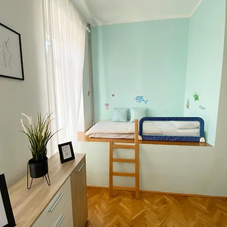 Centurio Apartment *